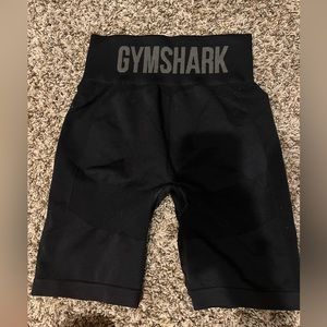 gymshark biker shorts